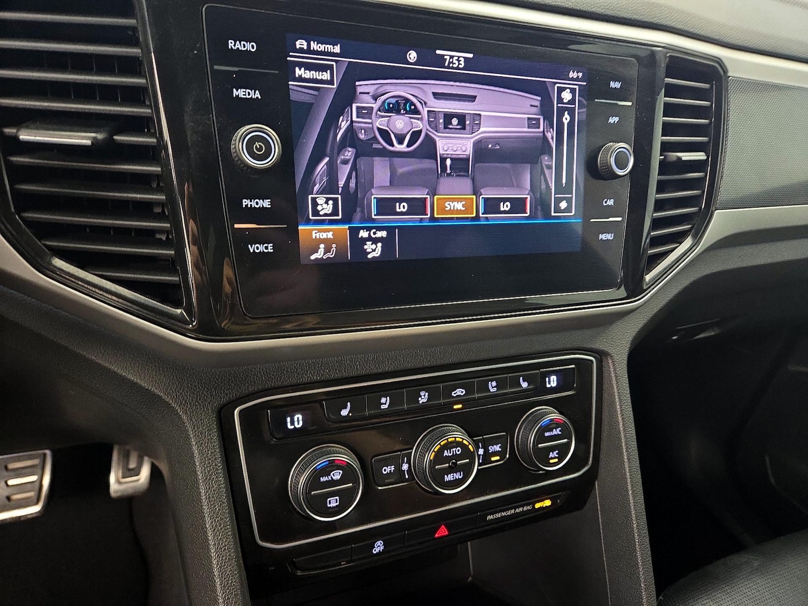 2021 Volkswagen Atlas Cross Sport SEL Premium R-Line - Photo 18