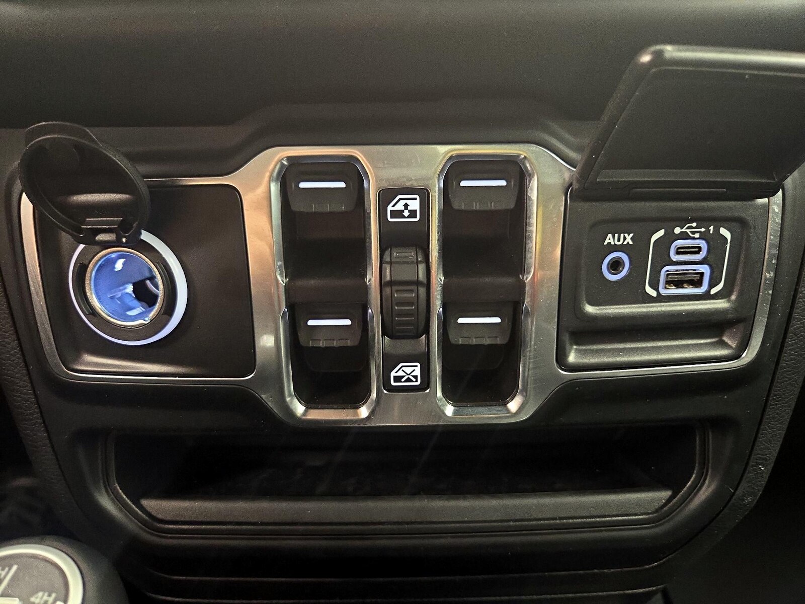 2023 Jeep Wrangler 4xe Sahara 4XE - Photo 20
