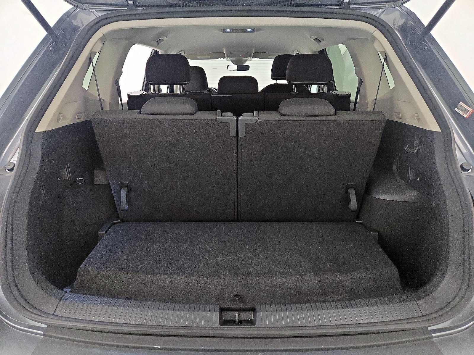 2024 Volkswagen Tiguan S - Photo 22