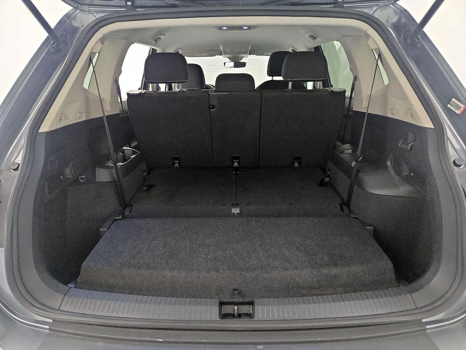 2024 Volkswagen Tiguan S - Photo 23