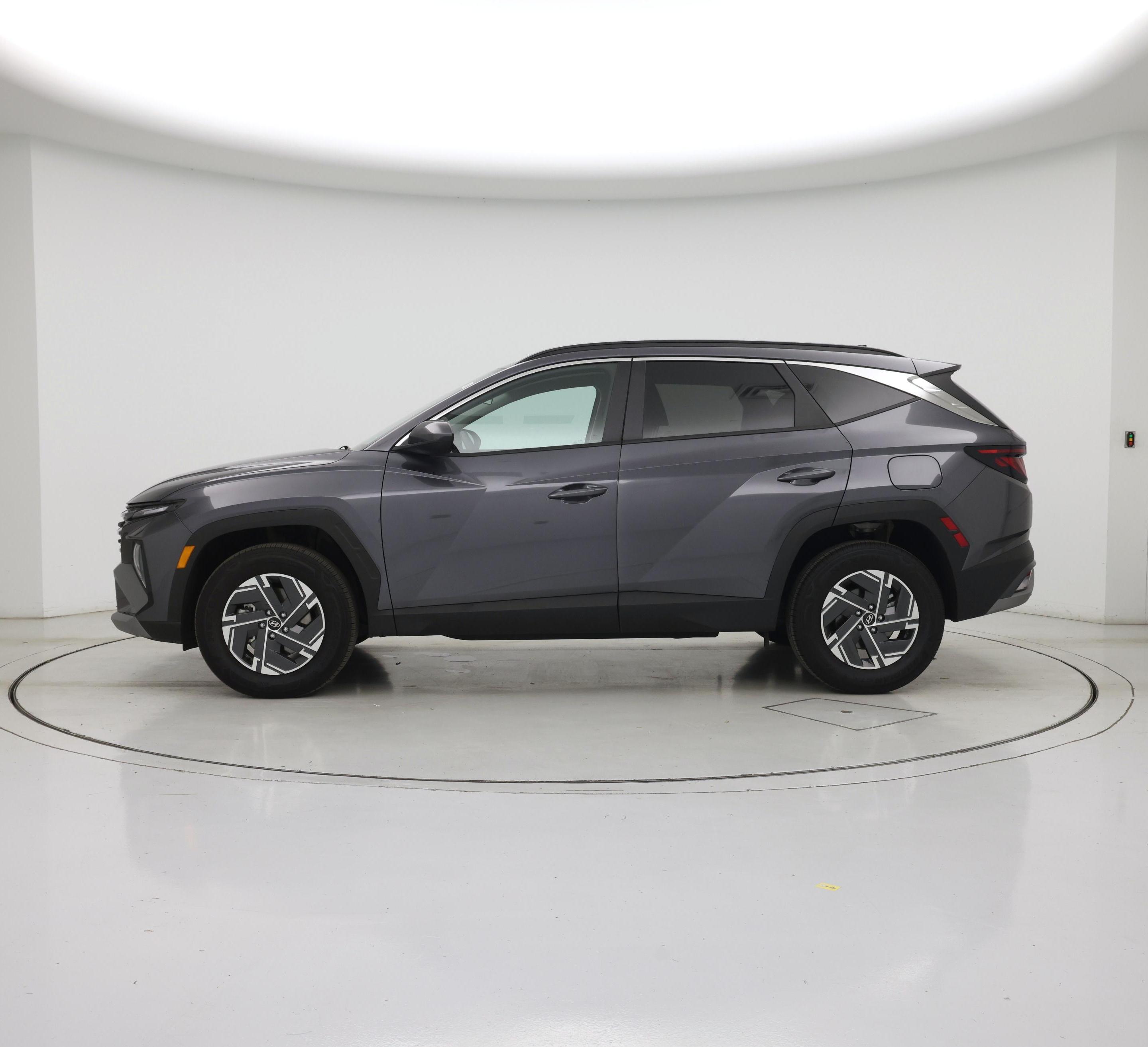 Thumbnail: 2025 Hyundai Tucson - 3