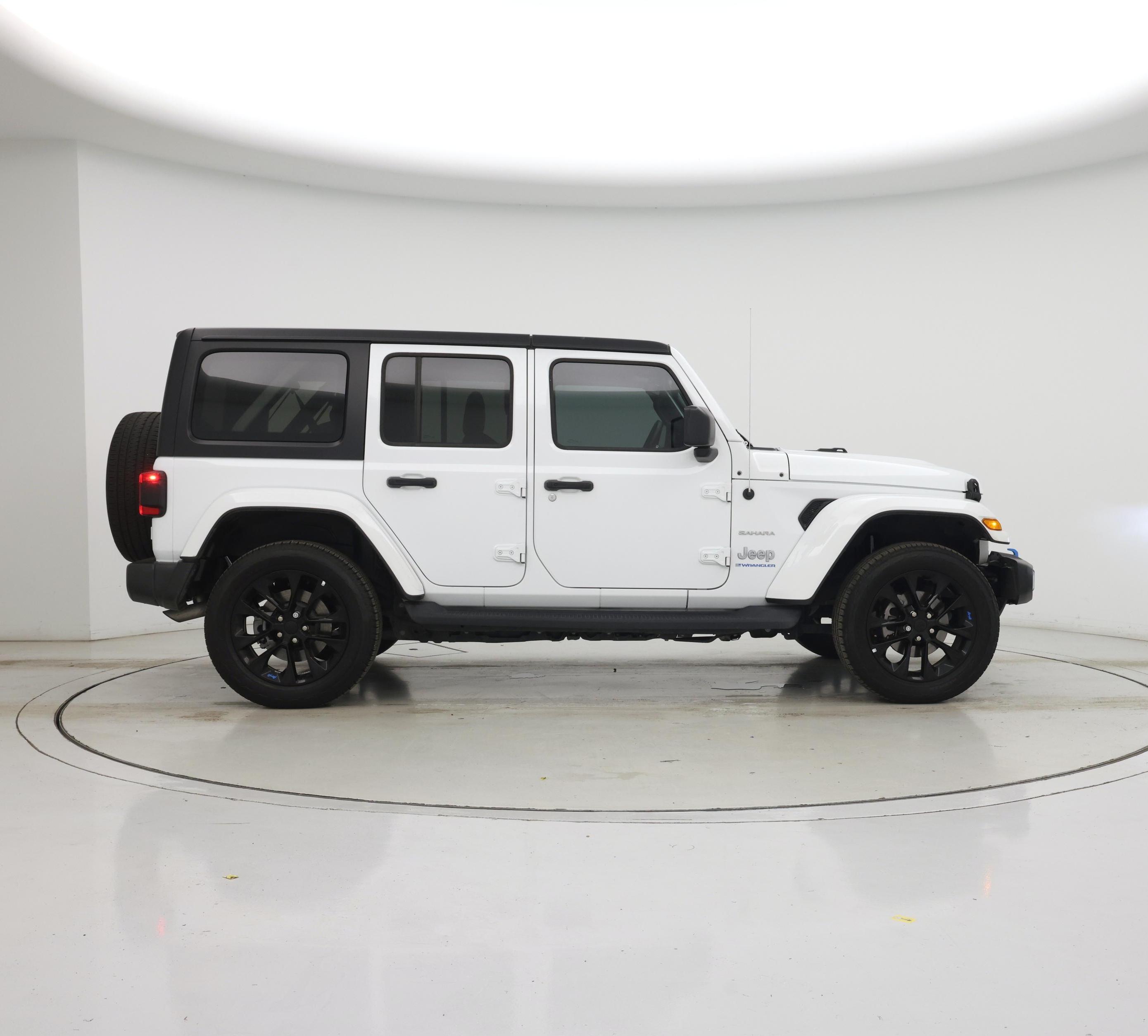Thumbnail: 2023 Jeep Wrangler - 7