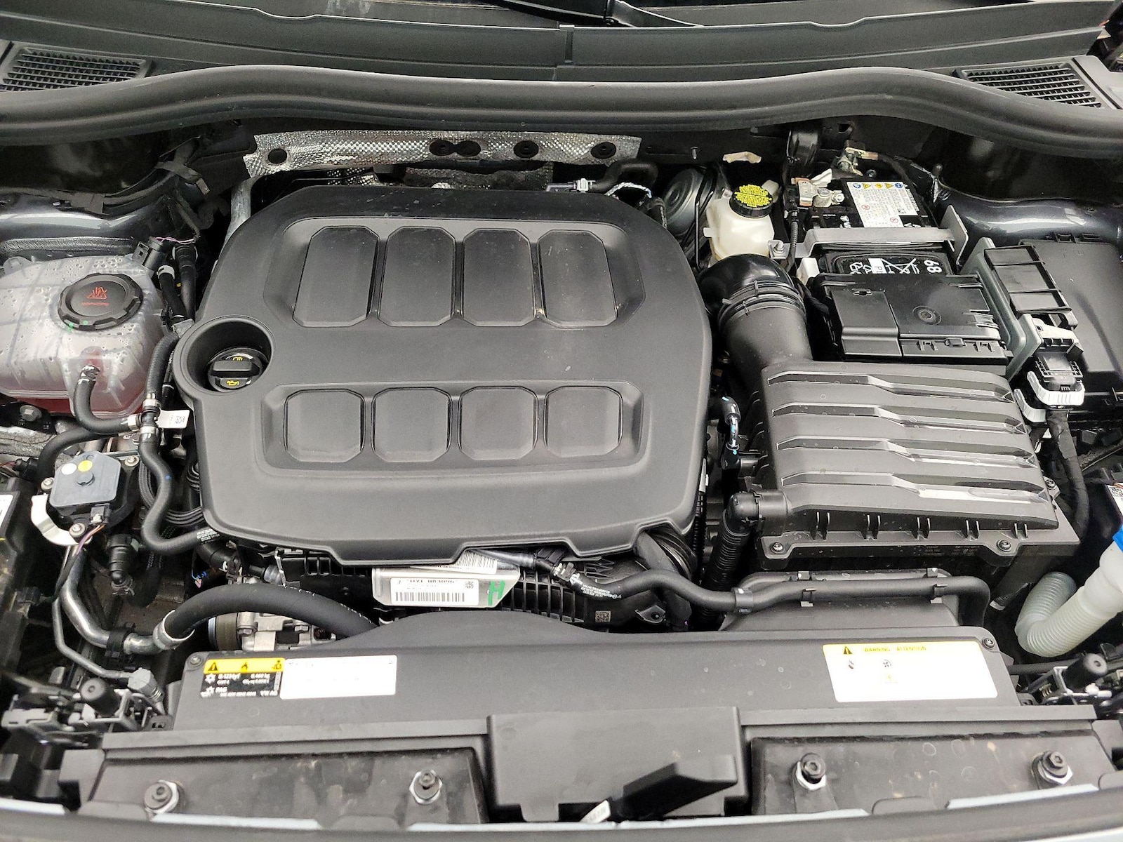 2026 Volkswagen Tiguan SE - Photo 22