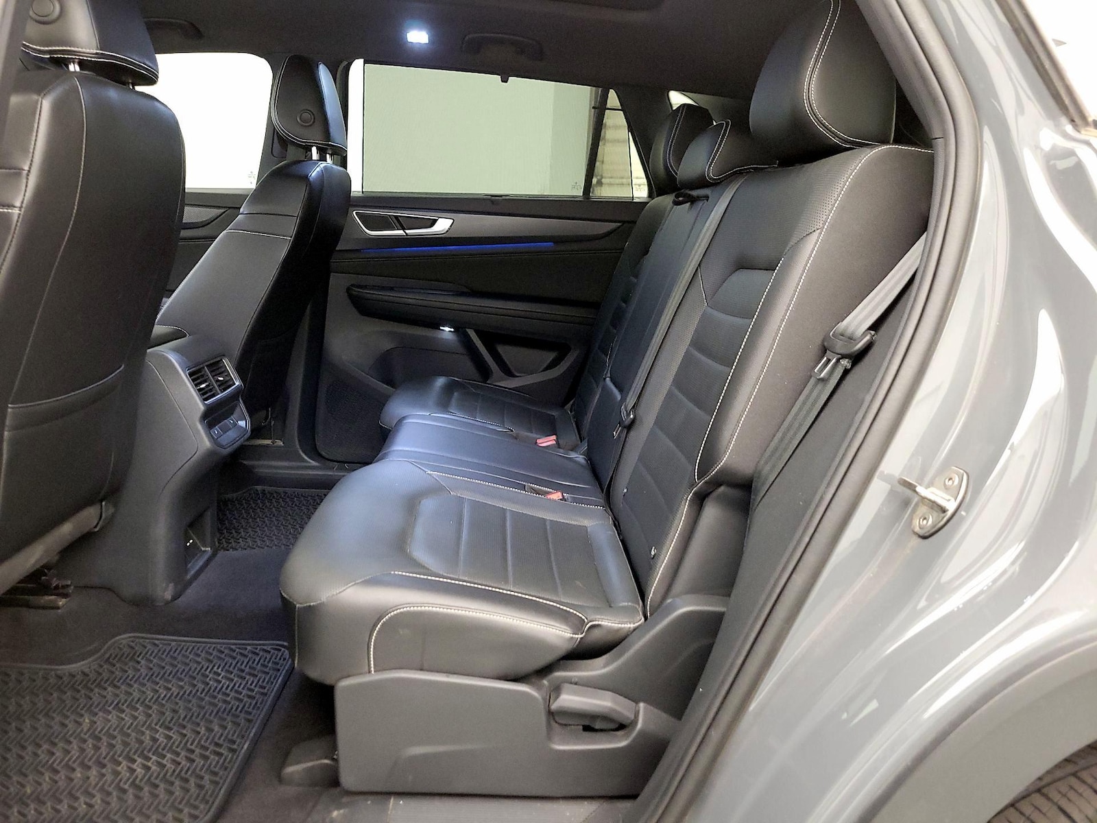 2024 Volkswagen Atlas Cross Sport SEL R-LINE - Photo 21