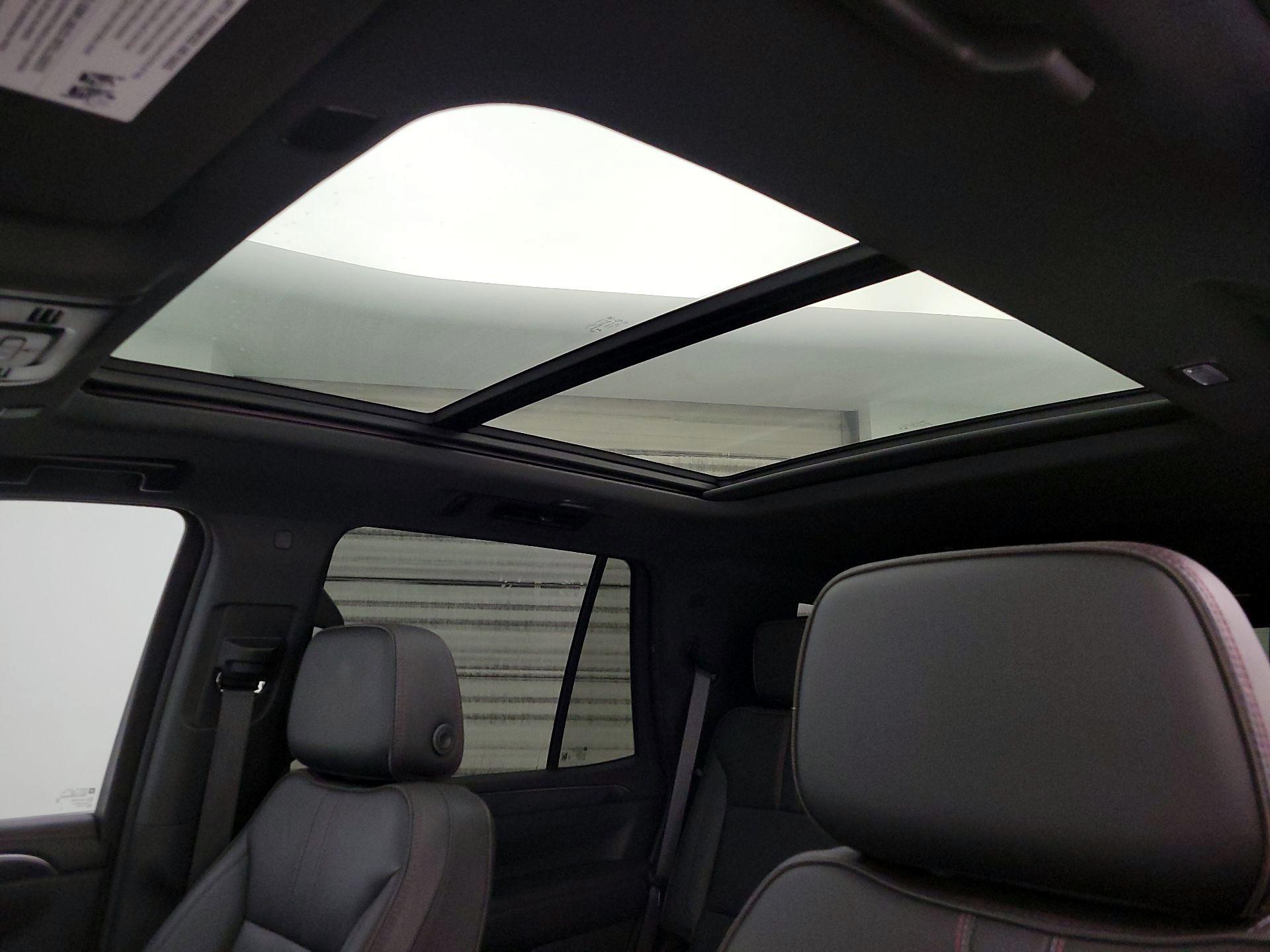 Thumbnail: 2024 Chevrolet Tahoe - 19