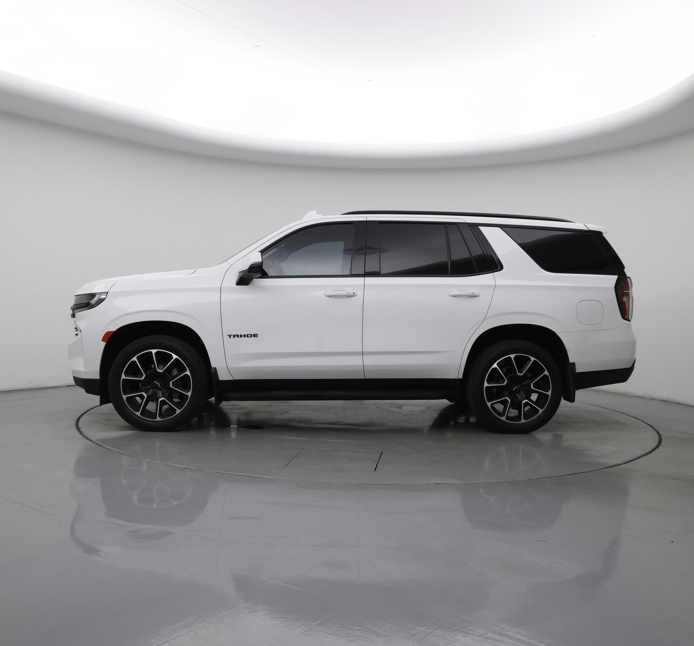 Thumbnail: 2024 Chevrolet Tahoe - 3