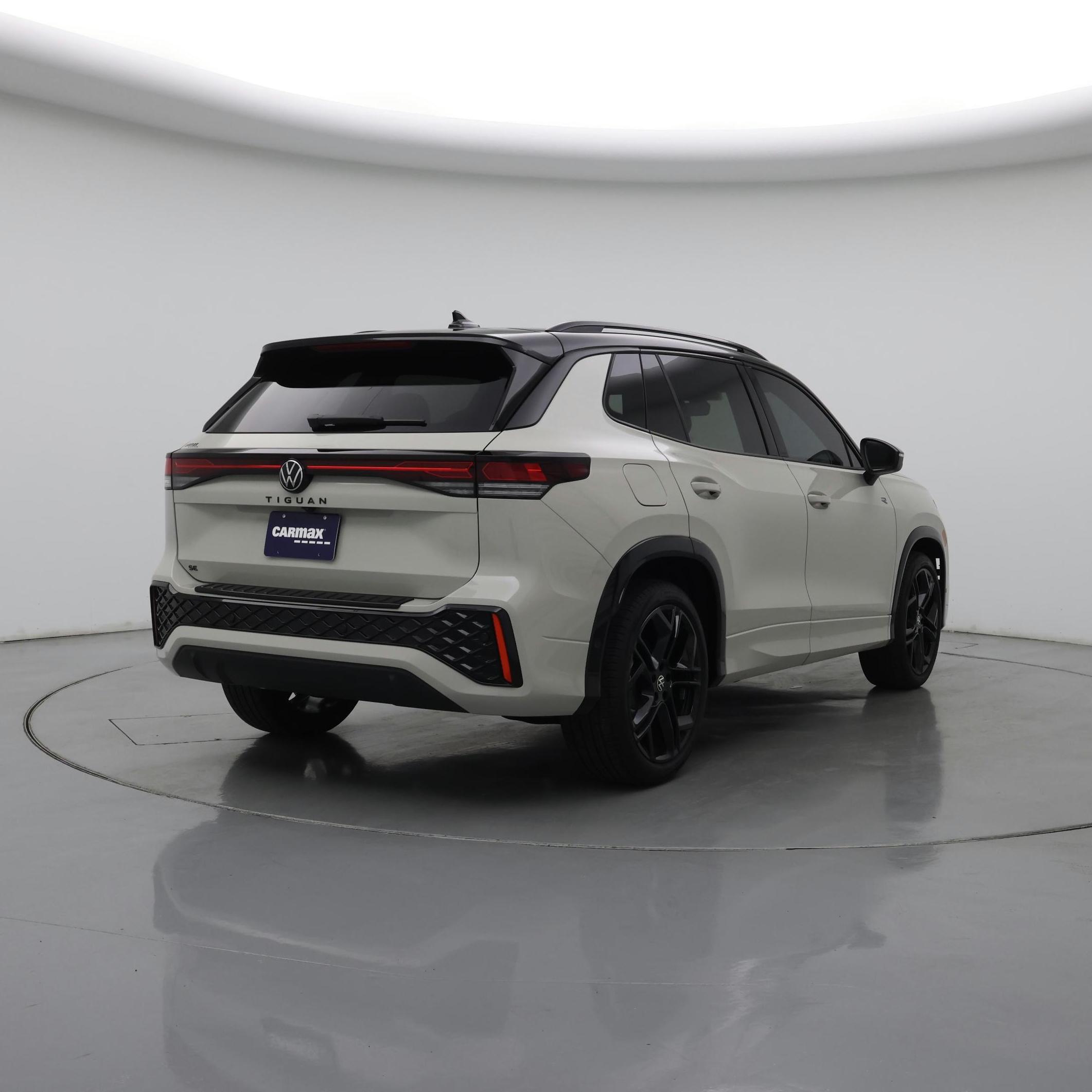 Thumbnail: 2026 Volkswagen Tiguan - 8