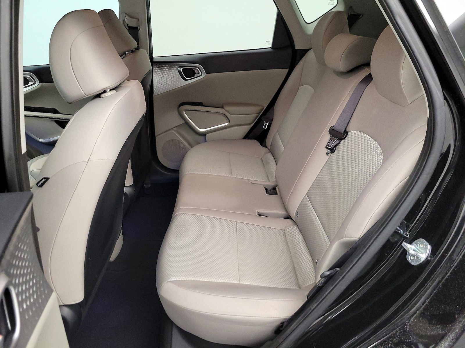 2022 Kia Soul LX - Photo 20