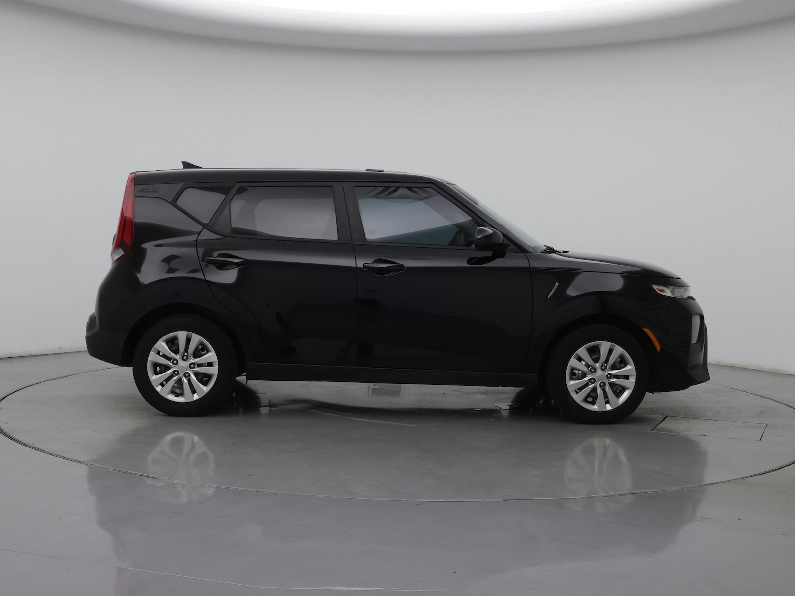 2022 Kia Soul LX - Photo 8