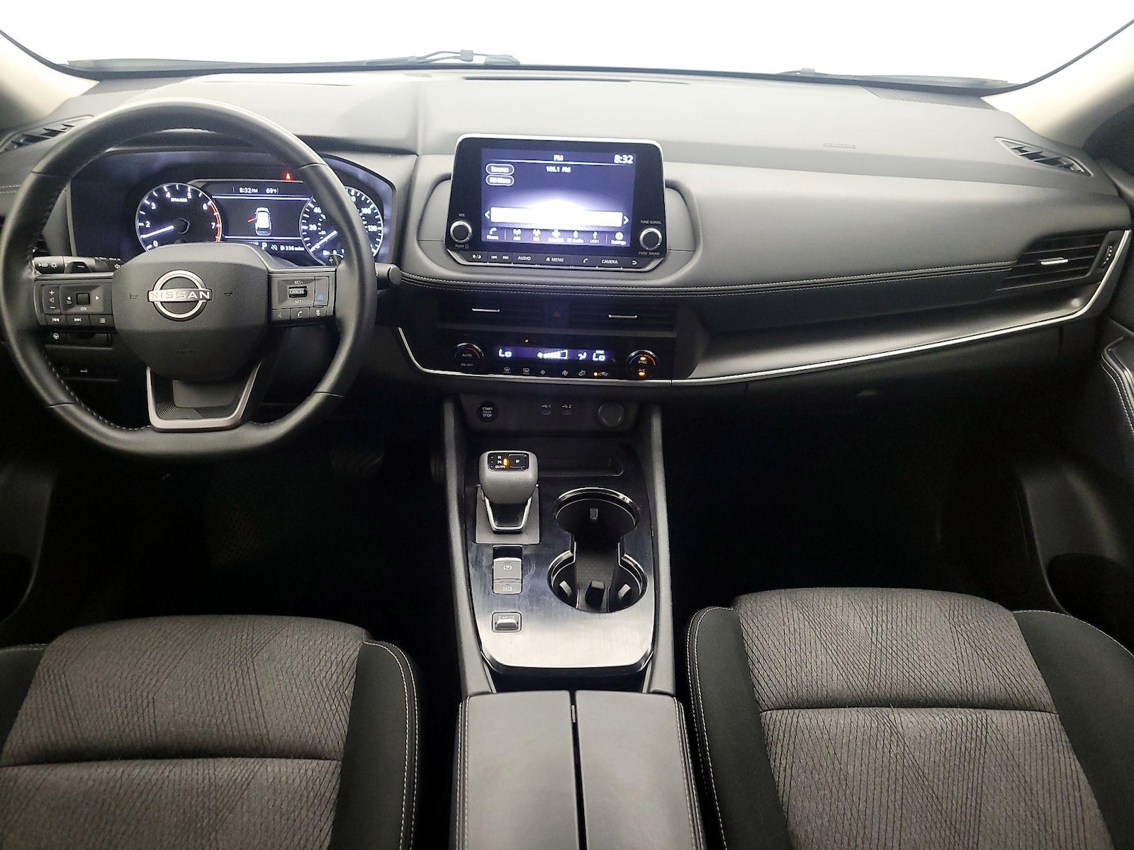 2025 Nissan Rogue SV - Photo 10