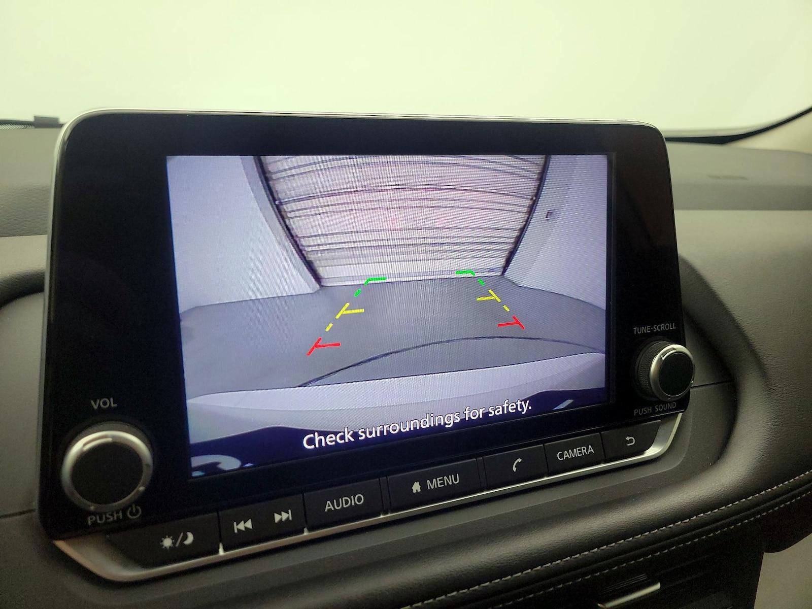 2025 Nissan Rogue SV - Photo 15