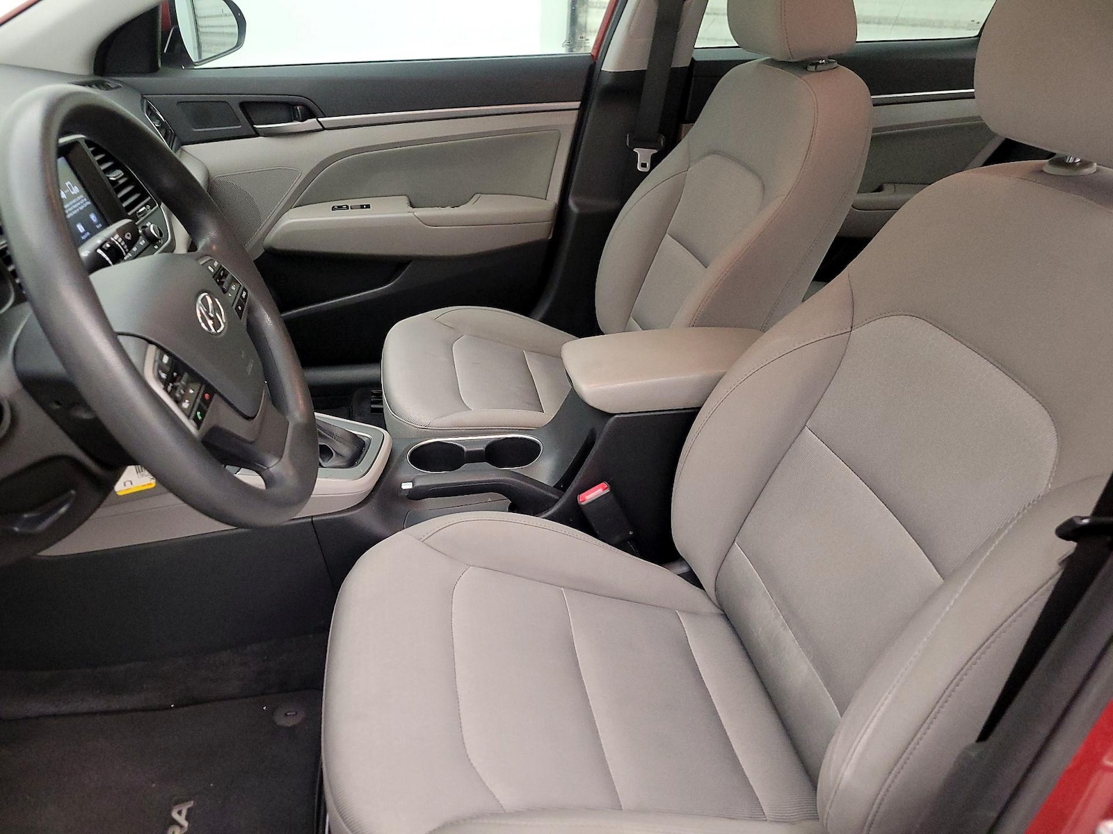 2018 Hyundai Elantra SEL - Photo 12