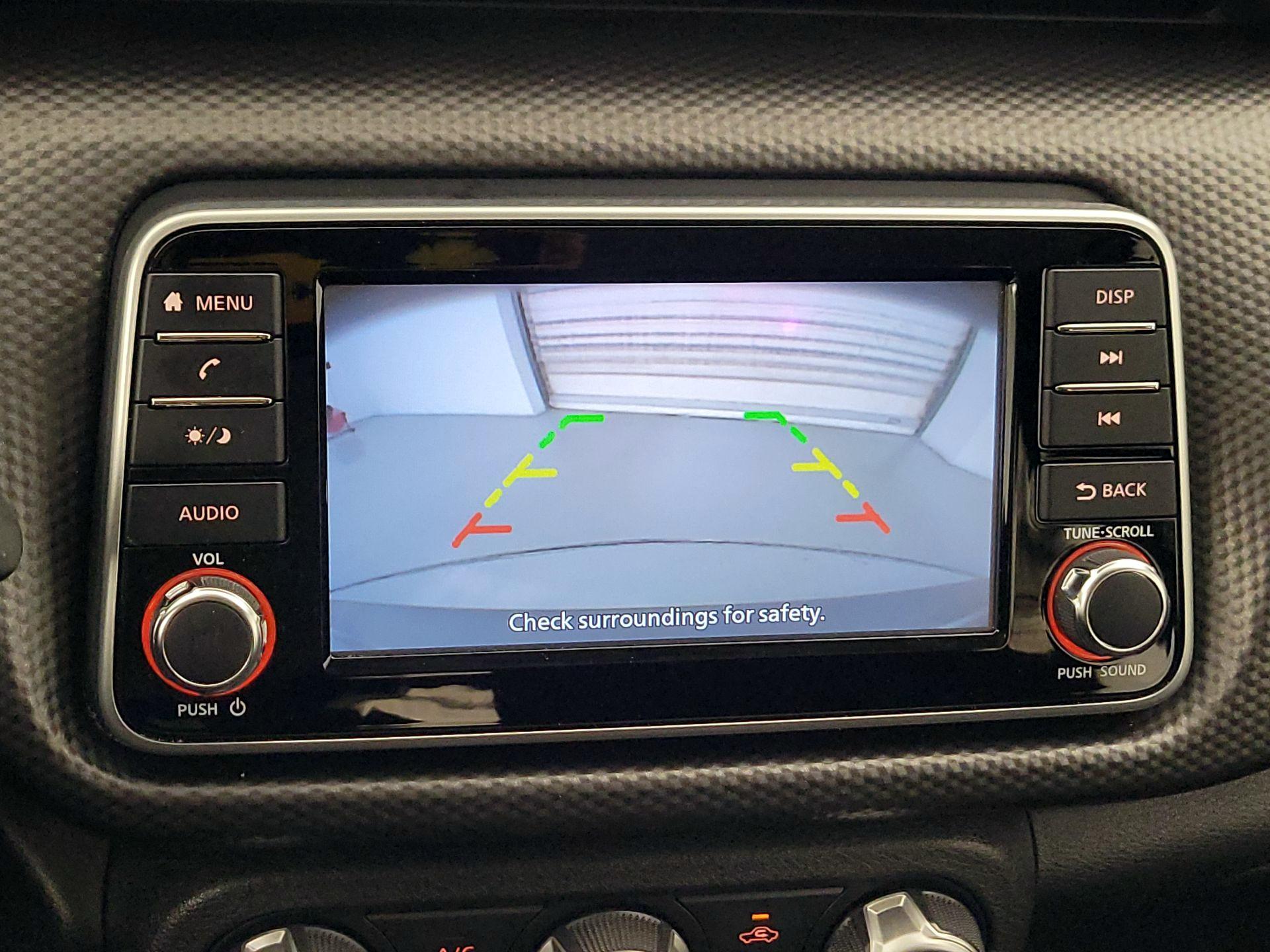Thumbnail: 2018 Nissan Kicks - 14