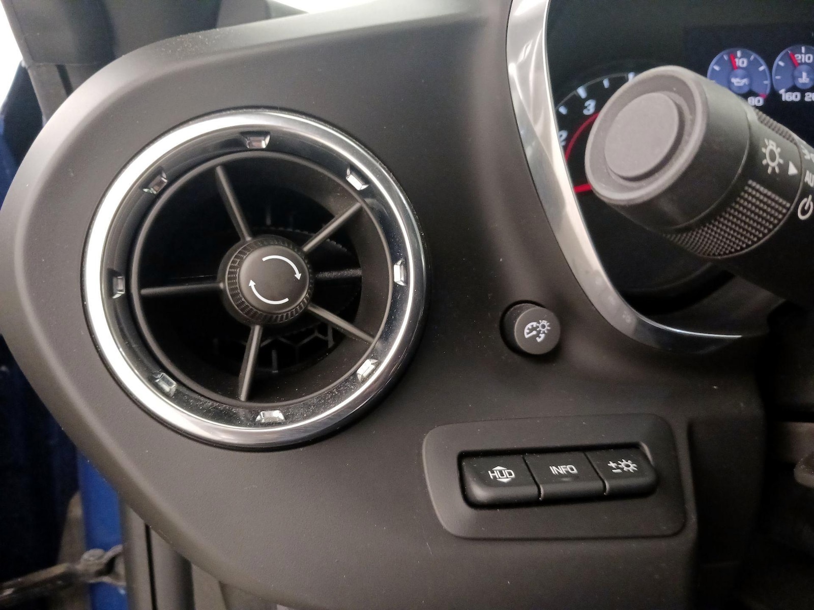 2020 Chevrolet Camaro 3LT - Photo 14