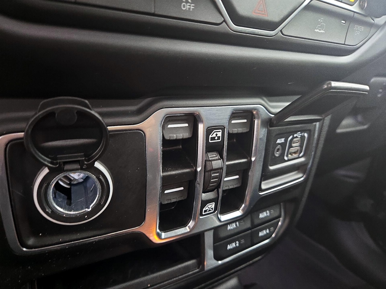 2023 Jeep Wrangler 4xe Sahara 4XE - Photo 20