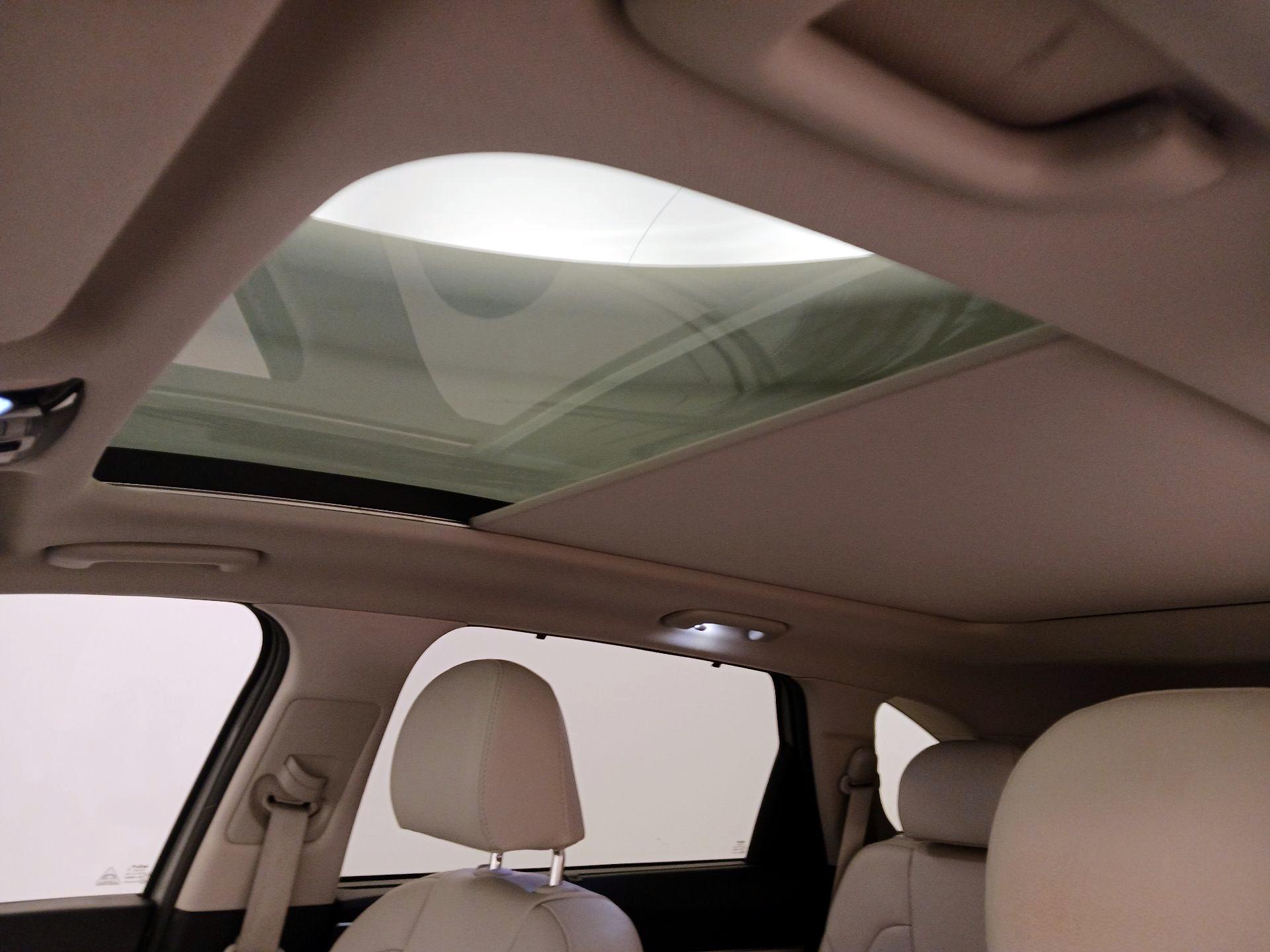 Thumbnail: 2023 Kia Sorento - 20