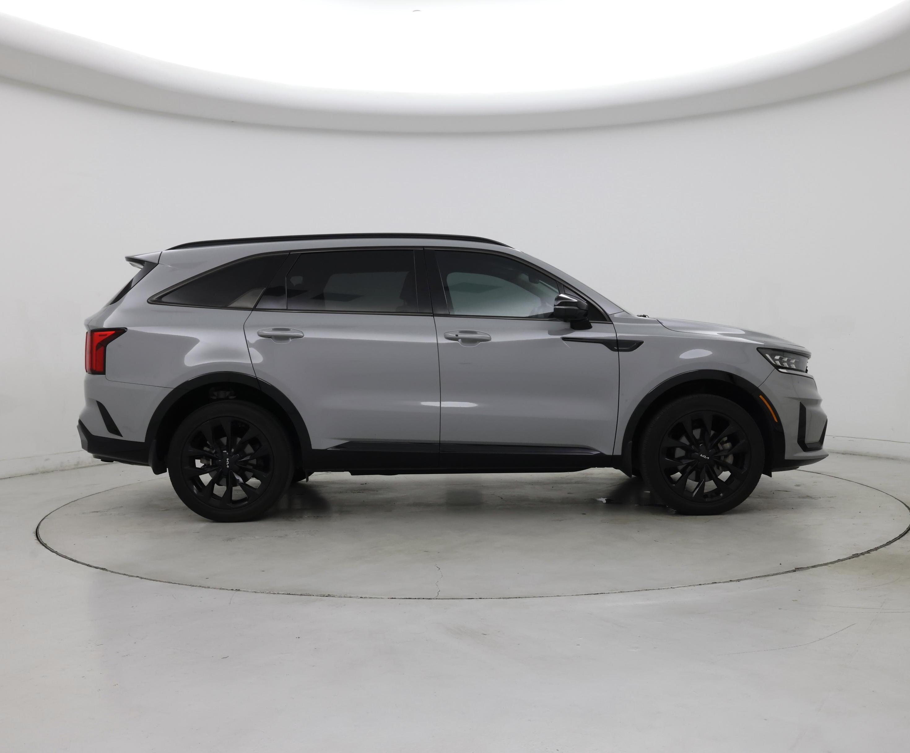 Thumbnail: 2023 Kia Sorento - 7