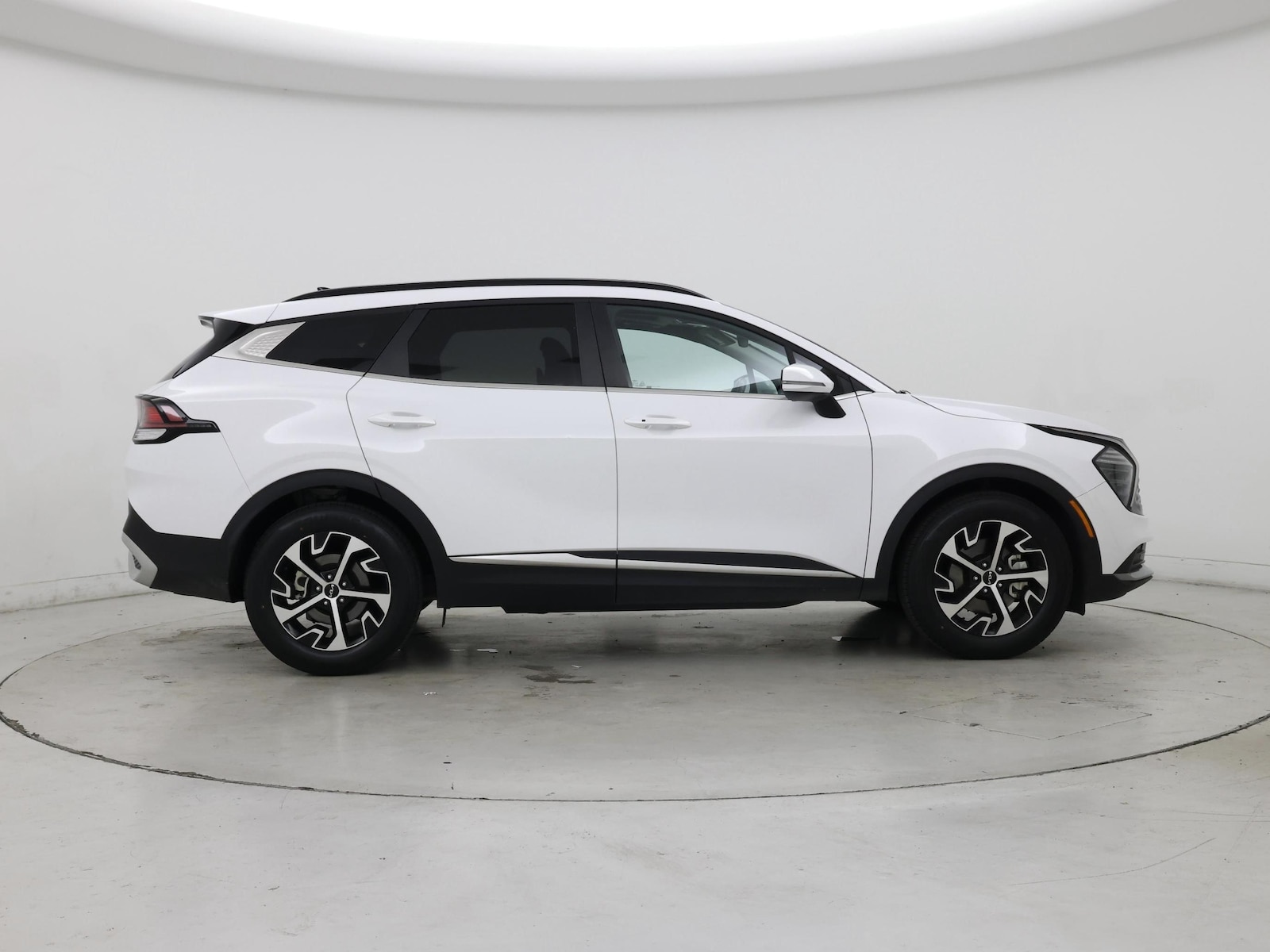 2025 Kia Sportage EX - Photo 8