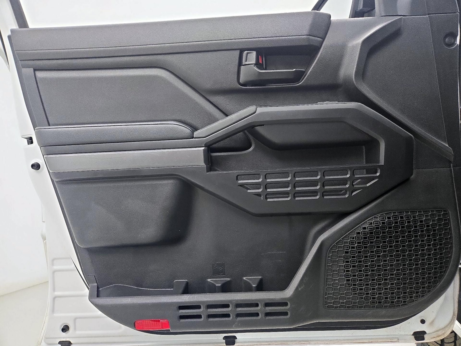 2025 Toyota Tacoma Limited - Photo 13