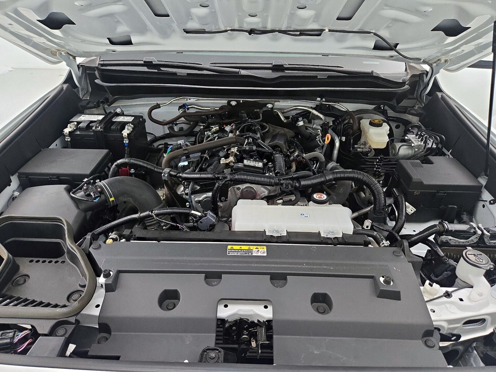 2025 Toyota Tacoma Limited - Photo 22