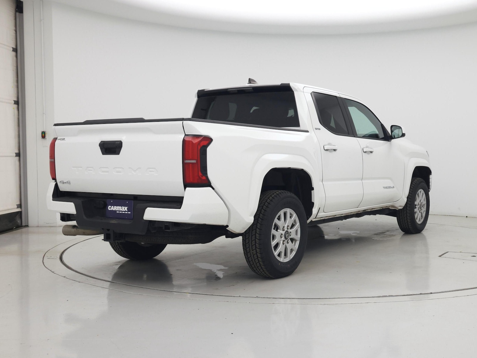 2025 Toyota Tacoma Limited - Photo 9