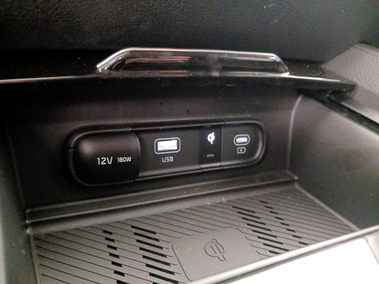 2025 Kia Sportage EX Hybrid - Photo 20