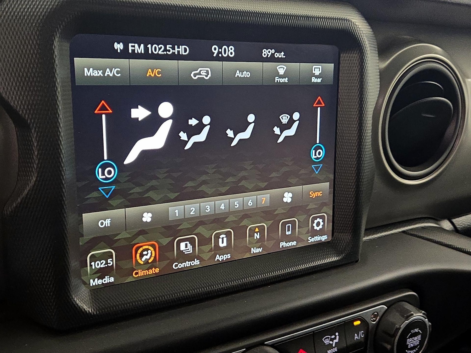 2023 Jeep Wrangler 4xe Willys 4XE - Photo 18