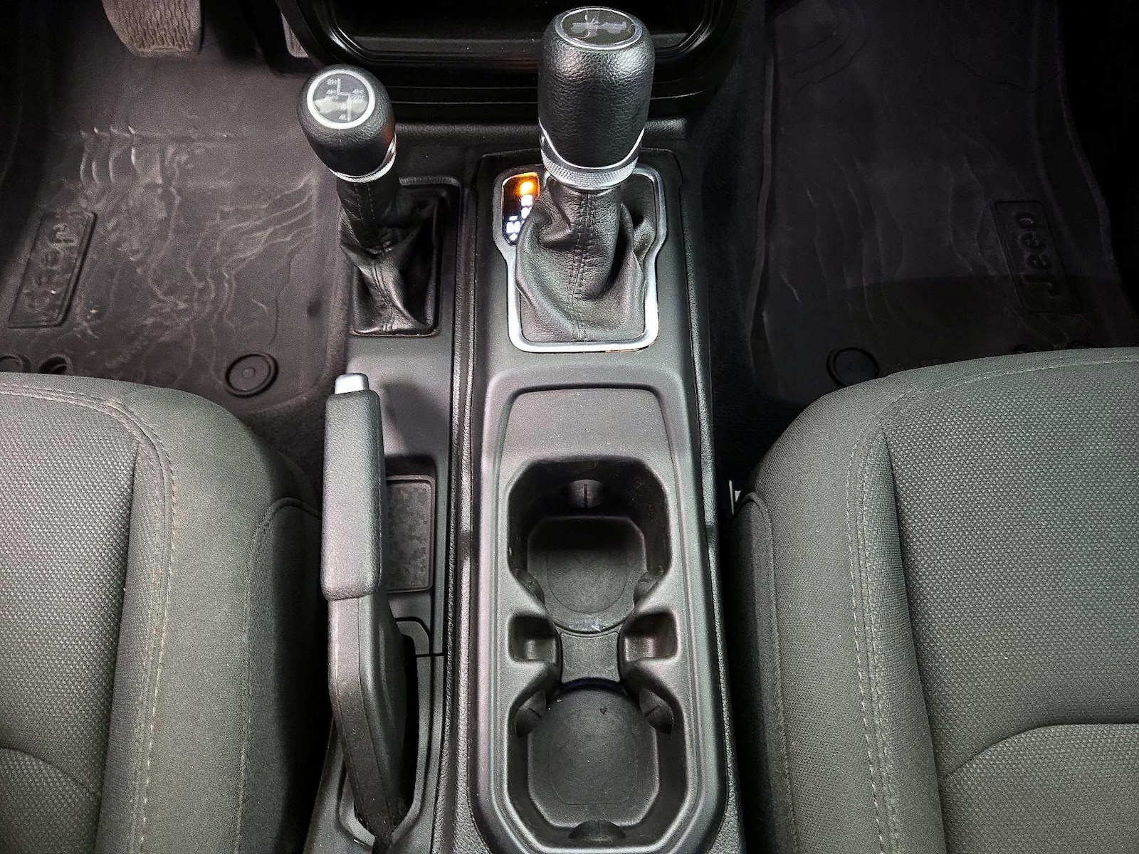2023 Jeep Wrangler 4xe Willys 4XE - Photo 19