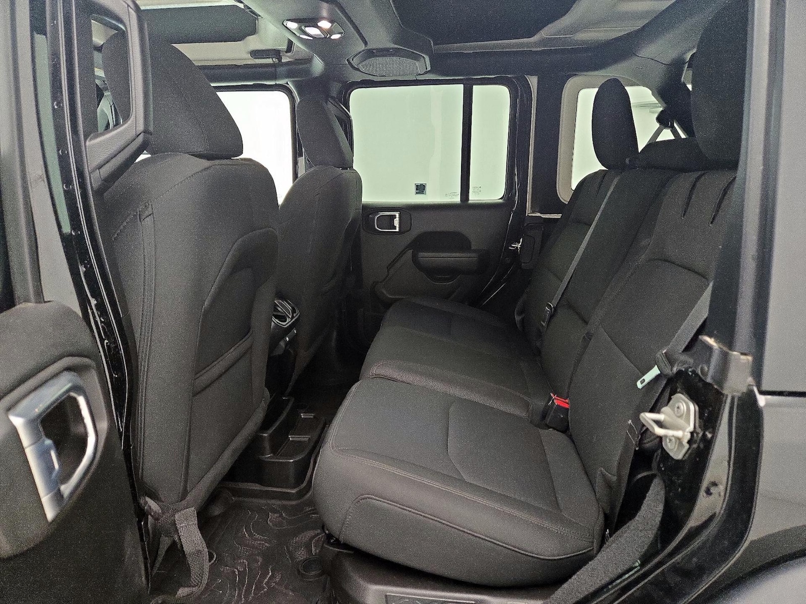 2023 Jeep Wrangler 4xe Willys 4XE - Photo 21