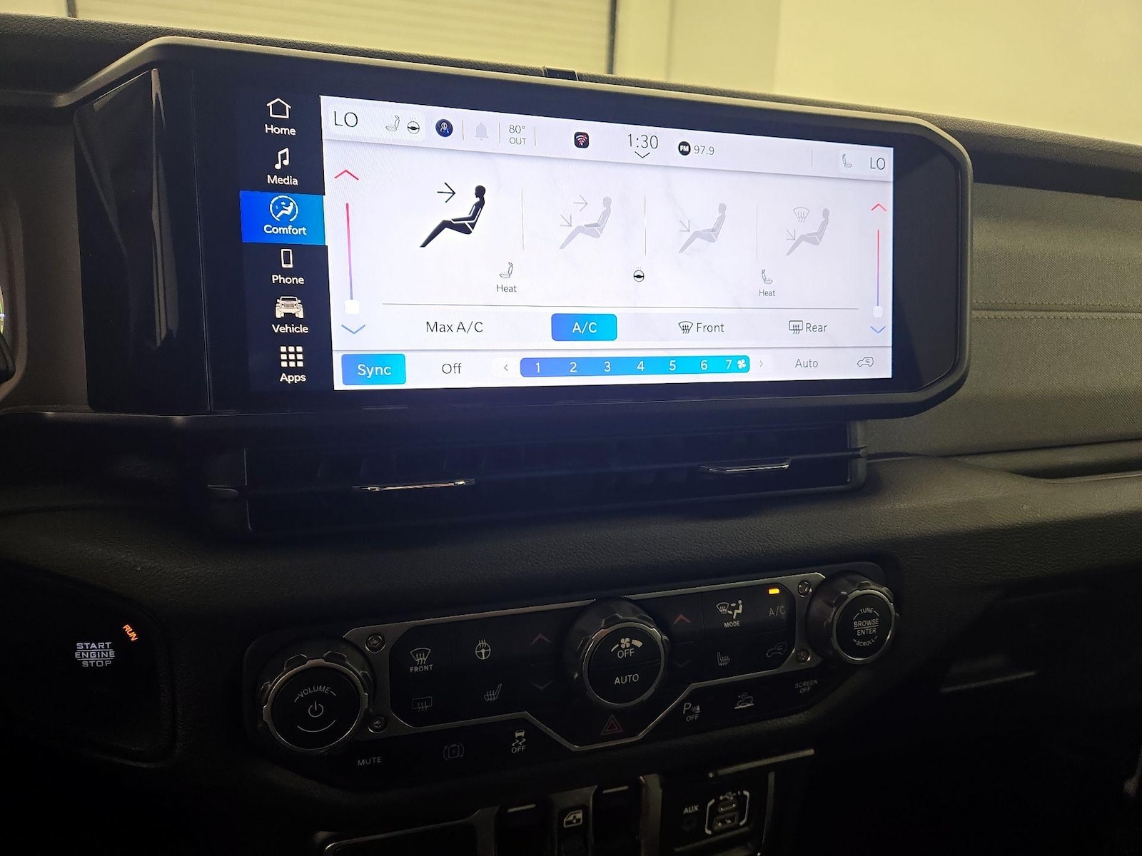 2024 Jeep Wrangler 4xe Willys 4XE - Photo 17