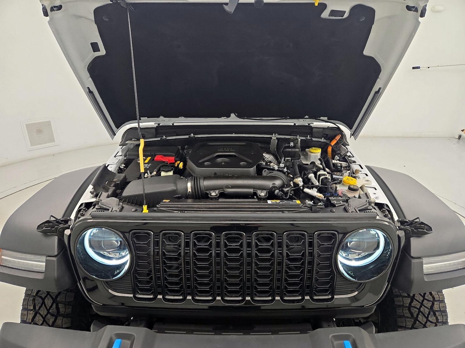 2024 Jeep Wrangler 4xe Willys 4XE - Photo 22