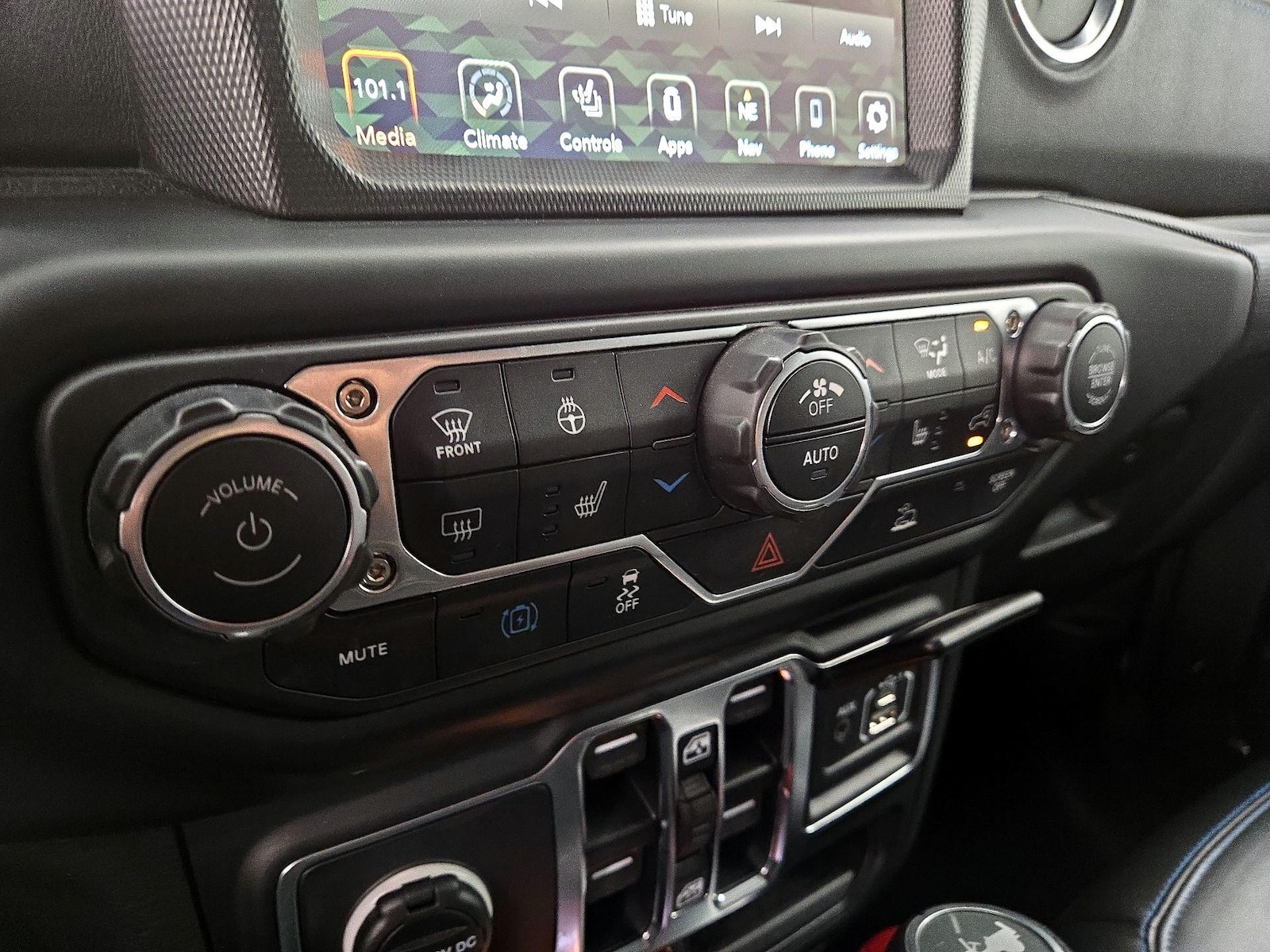 2023 Jeep Wrangler 4xe Rubicon 4XE - Photo 18