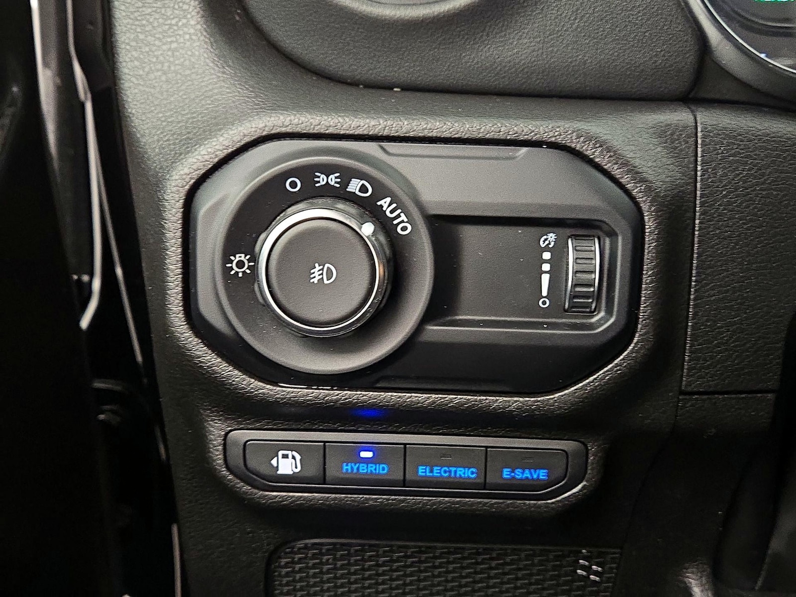 2023 Jeep Wrangler 4xe Sahara 4XE - Photo 14