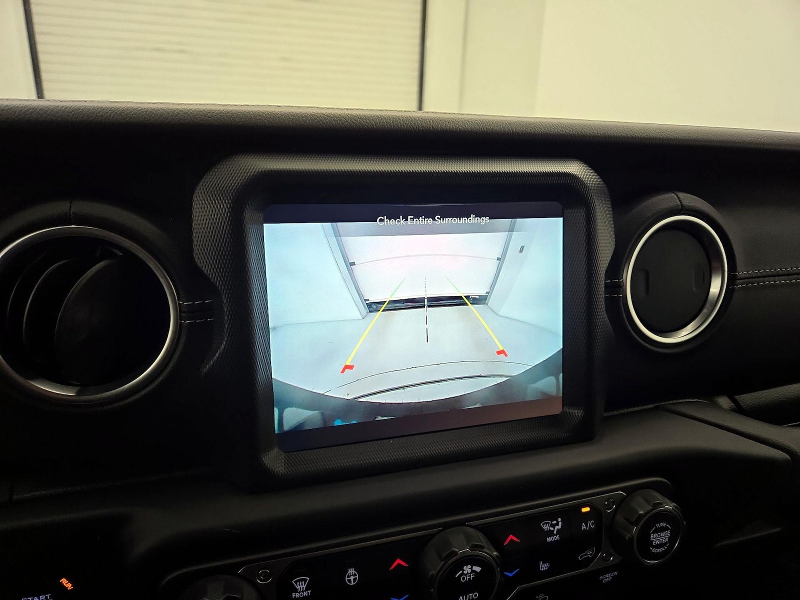 2023 Jeep Wrangler 4xe Sahara 4XE - Photo 16