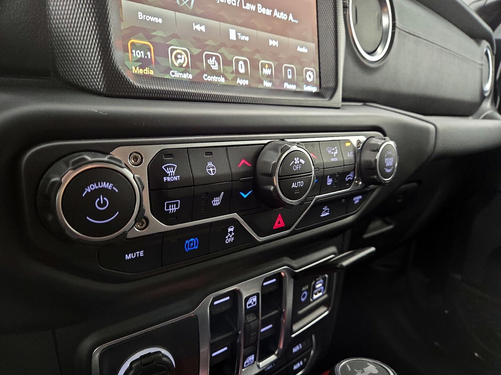 2023 Jeep Wrangler 4xe Sahara 4XE - Photo 18