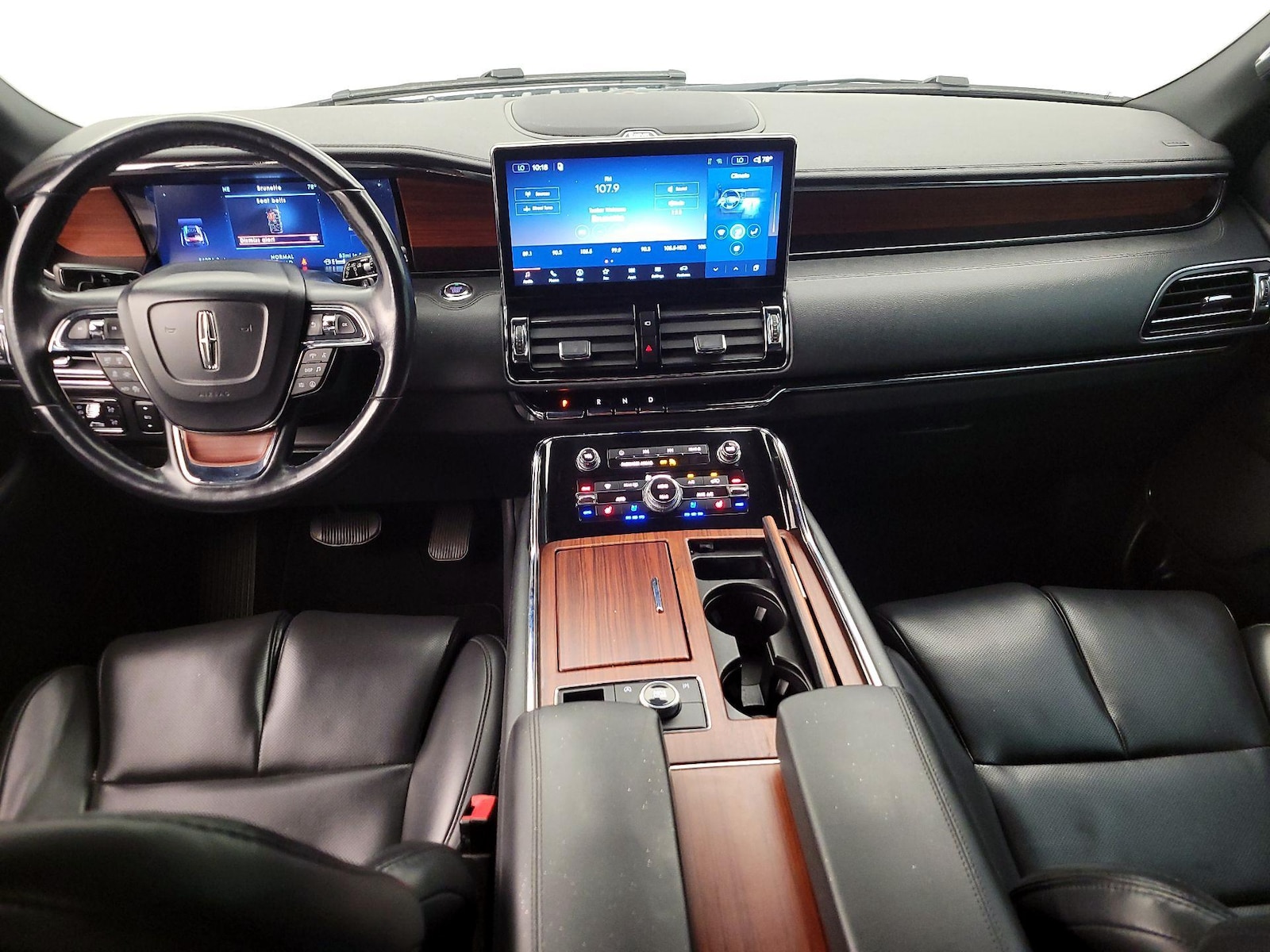 Apple CarPlay® & Android Auto™