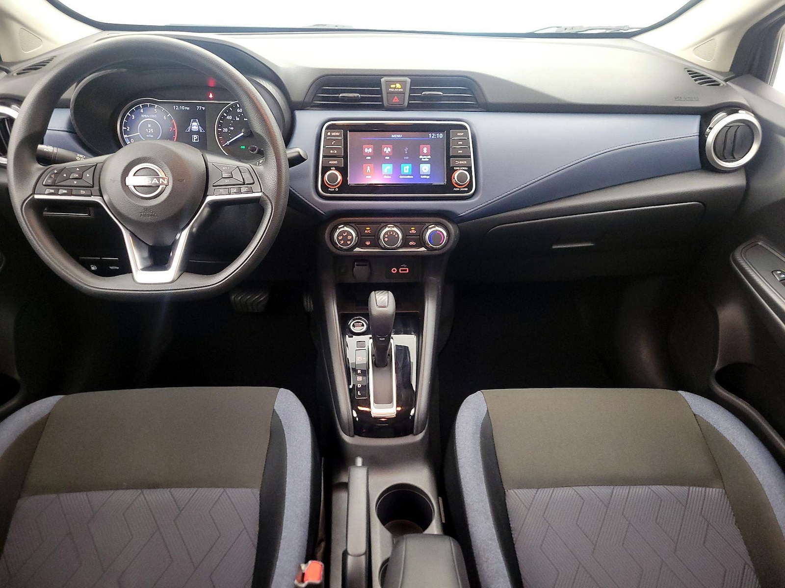 2025 Nissan Versa Sedan SV - Photo 10