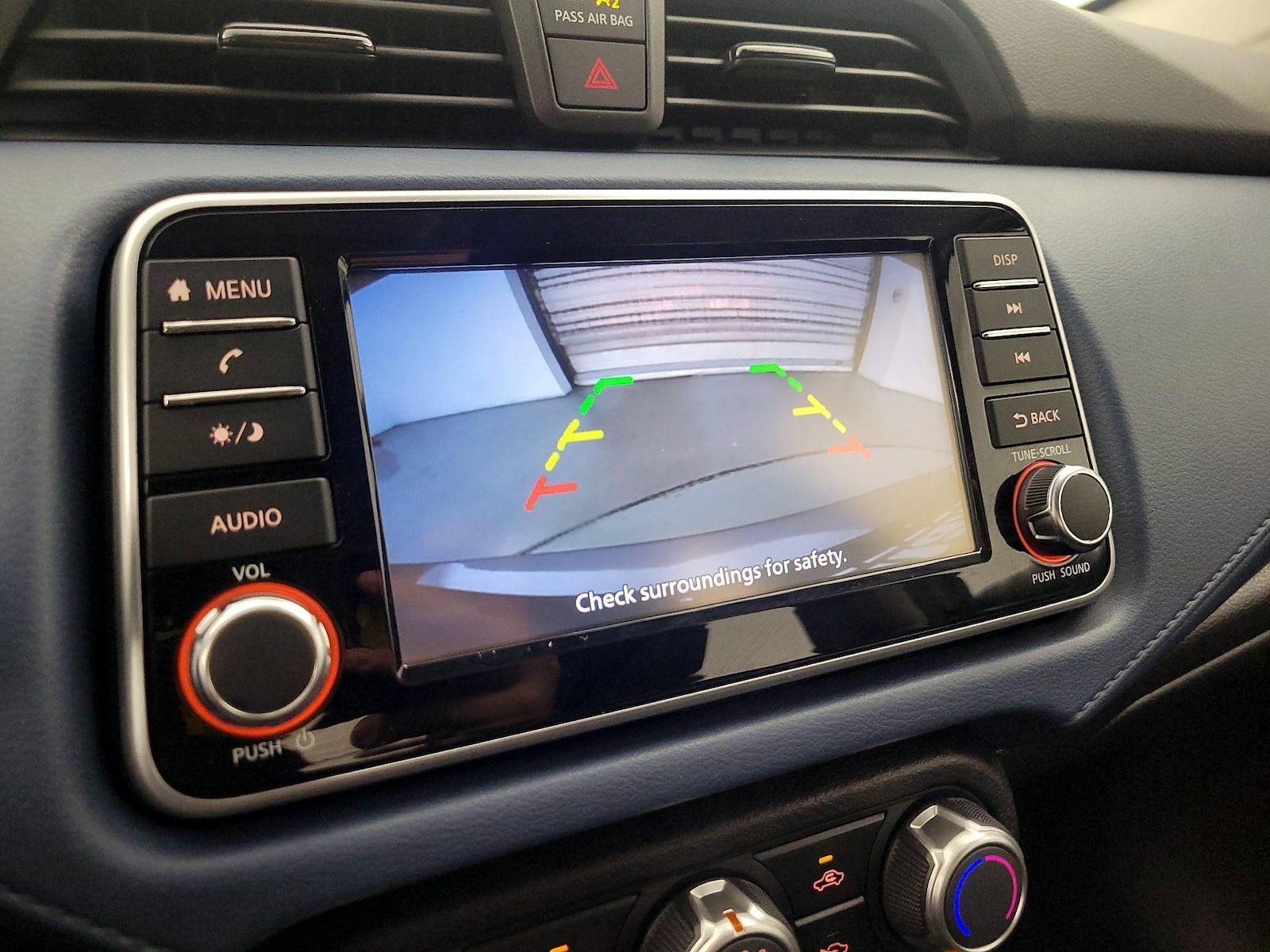 2025 Nissan Versa Sedan SV - Photo 14