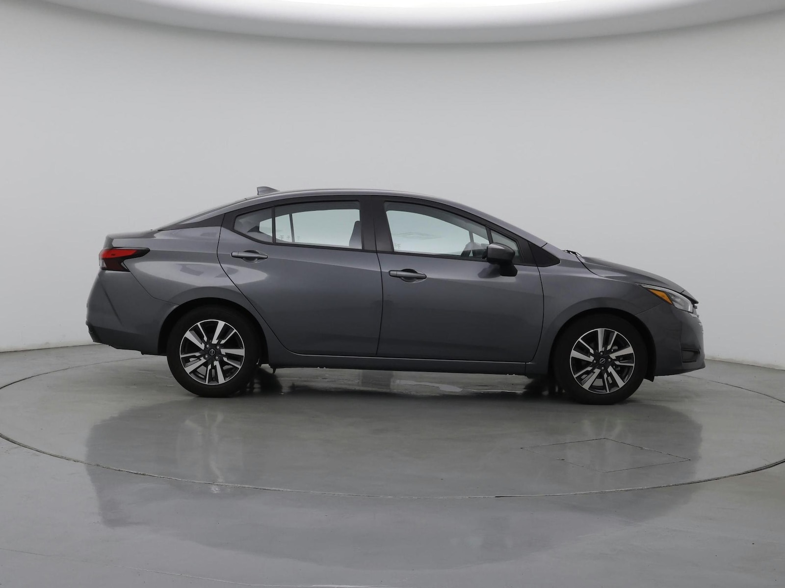 2025 Nissan Versa Sedan SV - Photo 8