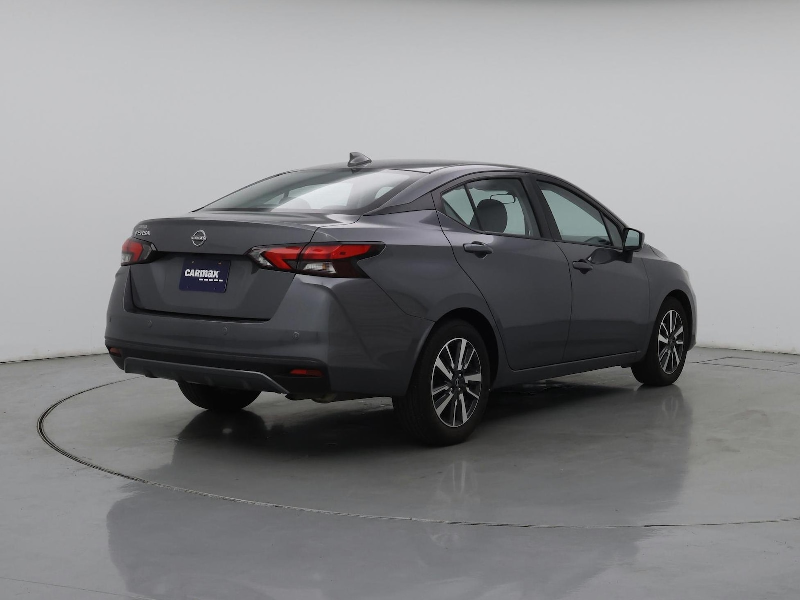 2025 Nissan Versa Sedan SV - Photo 9