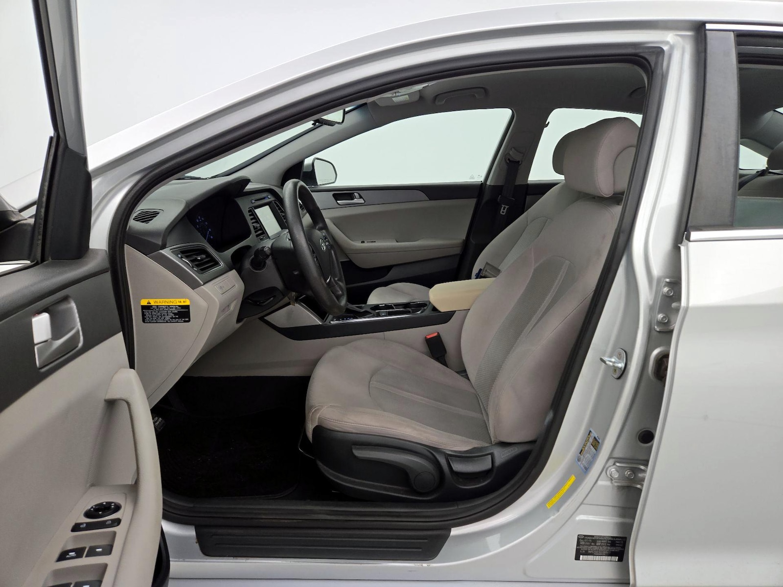 2016 Hyundai Sonata SE - Photo 12
