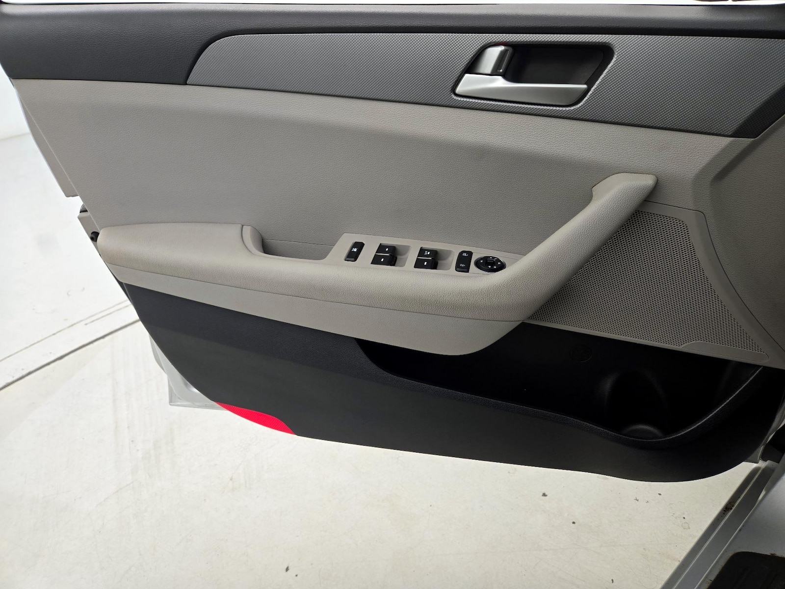 2016 Hyundai Sonata SE - Photo 13