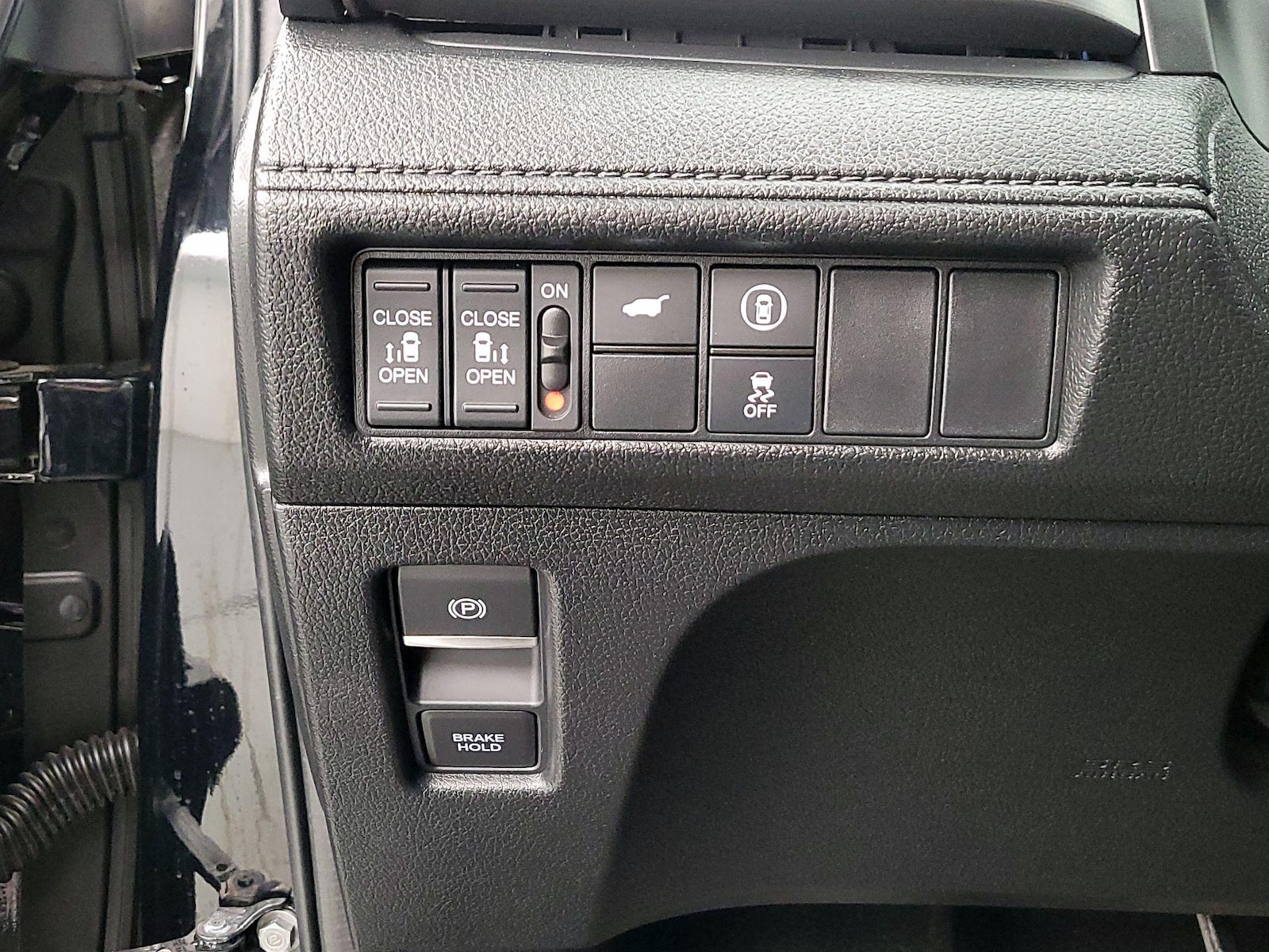 2024 Honda Odyssey EX-L - Photo 14