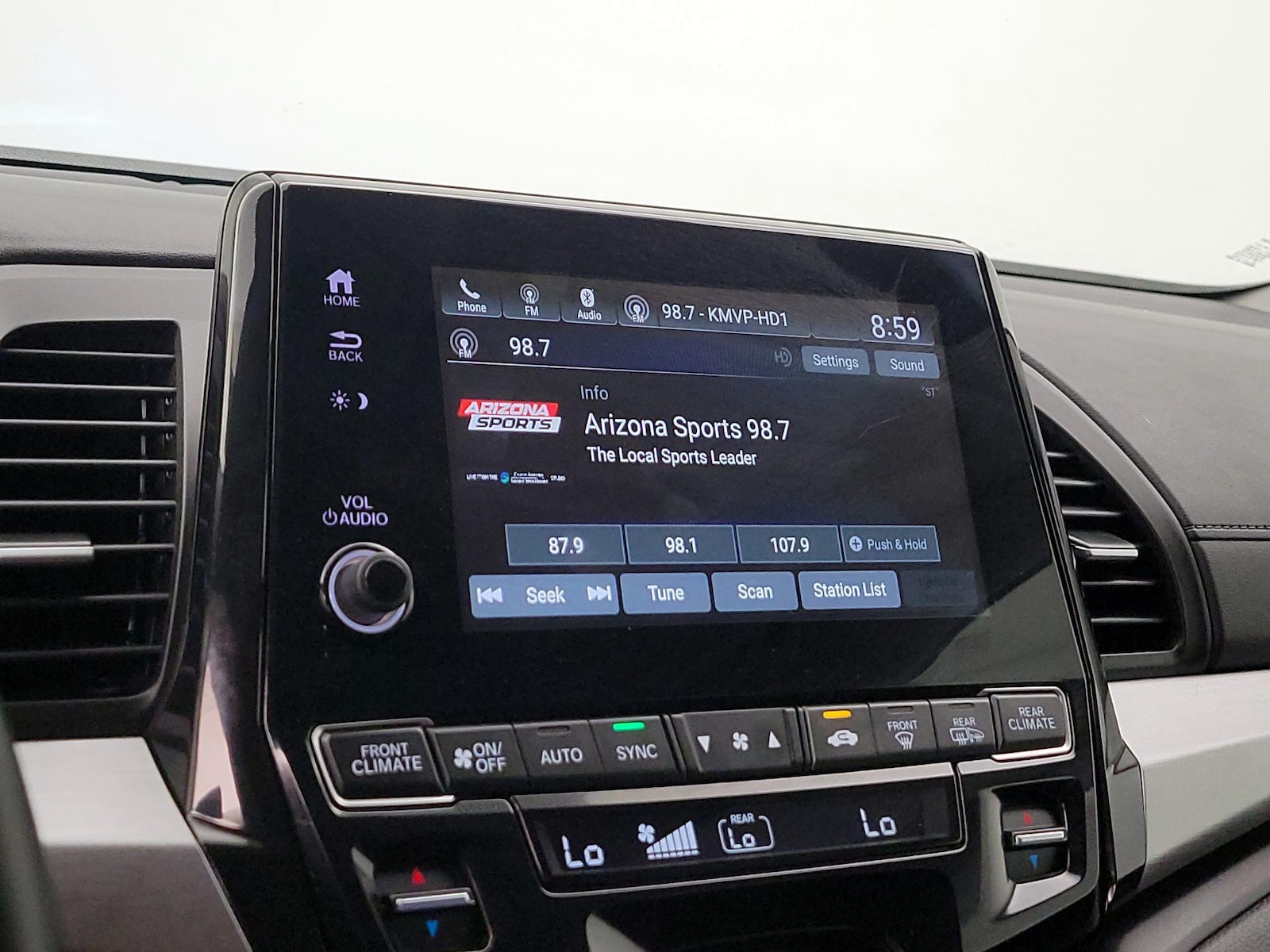 2024 Honda Odyssey EX-L - Photo 16