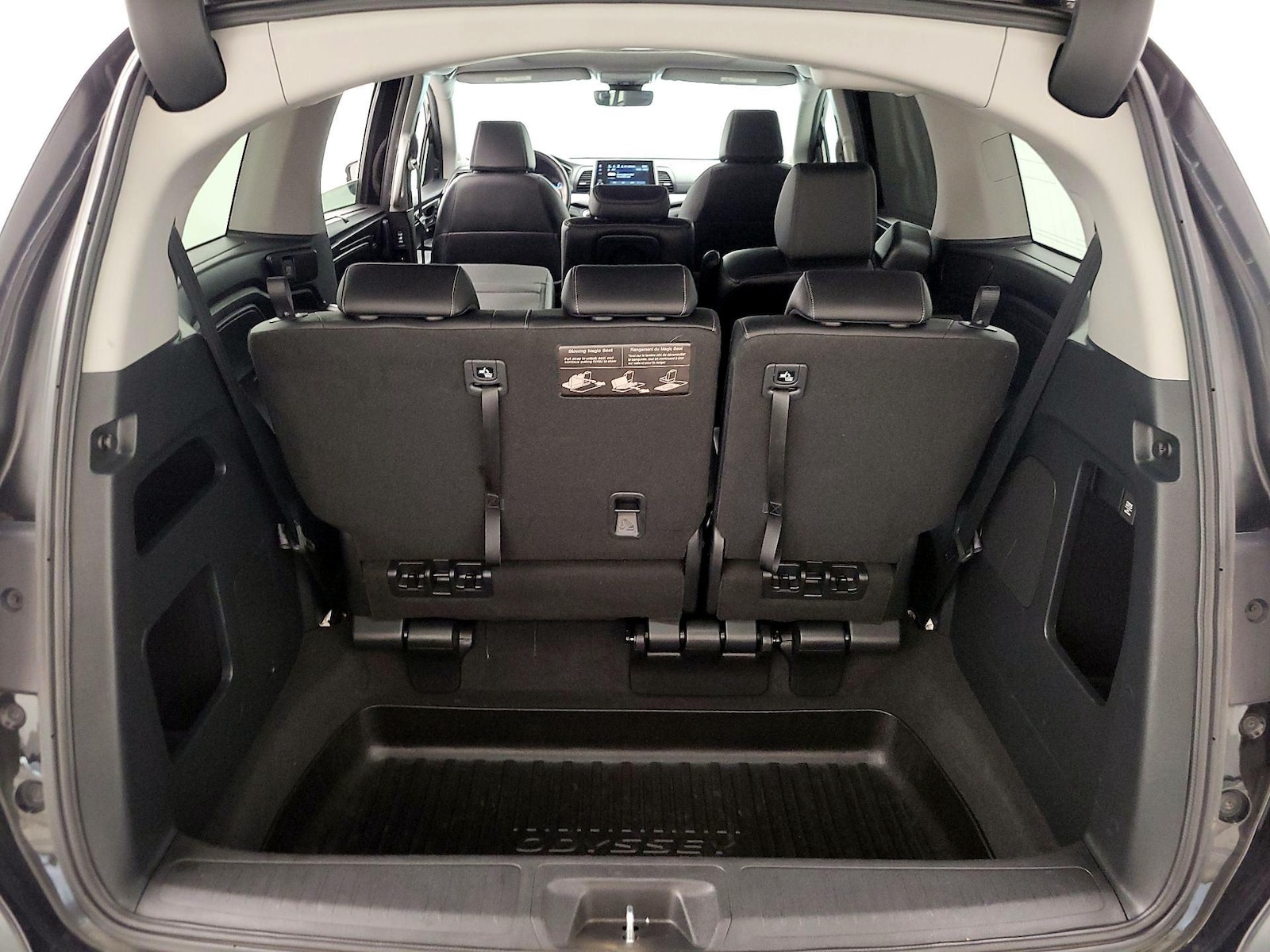2024 Honda Odyssey EX-L - Photo 23