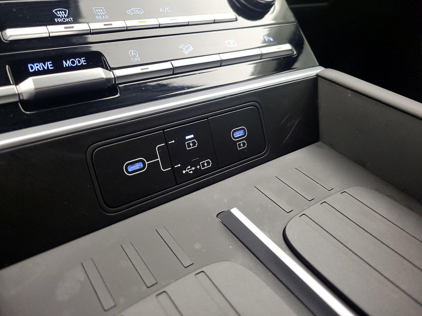 2026 Hyundai Santa Fe SE - Photo 19