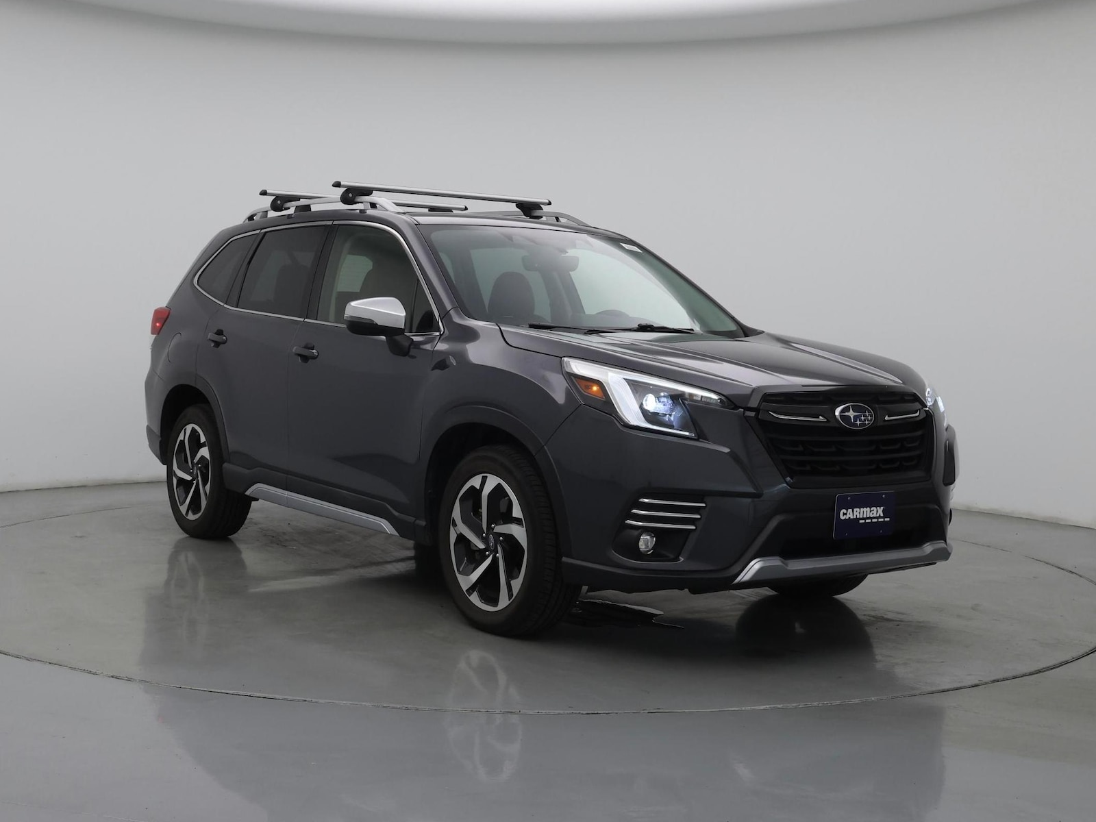 2022 Subaru Forester Touring - Photo 2