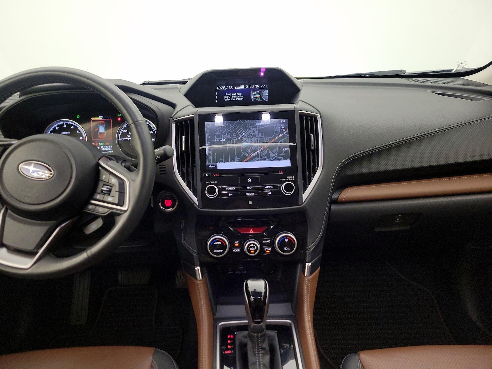 2022 Subaru Forester Touring - Photo 10