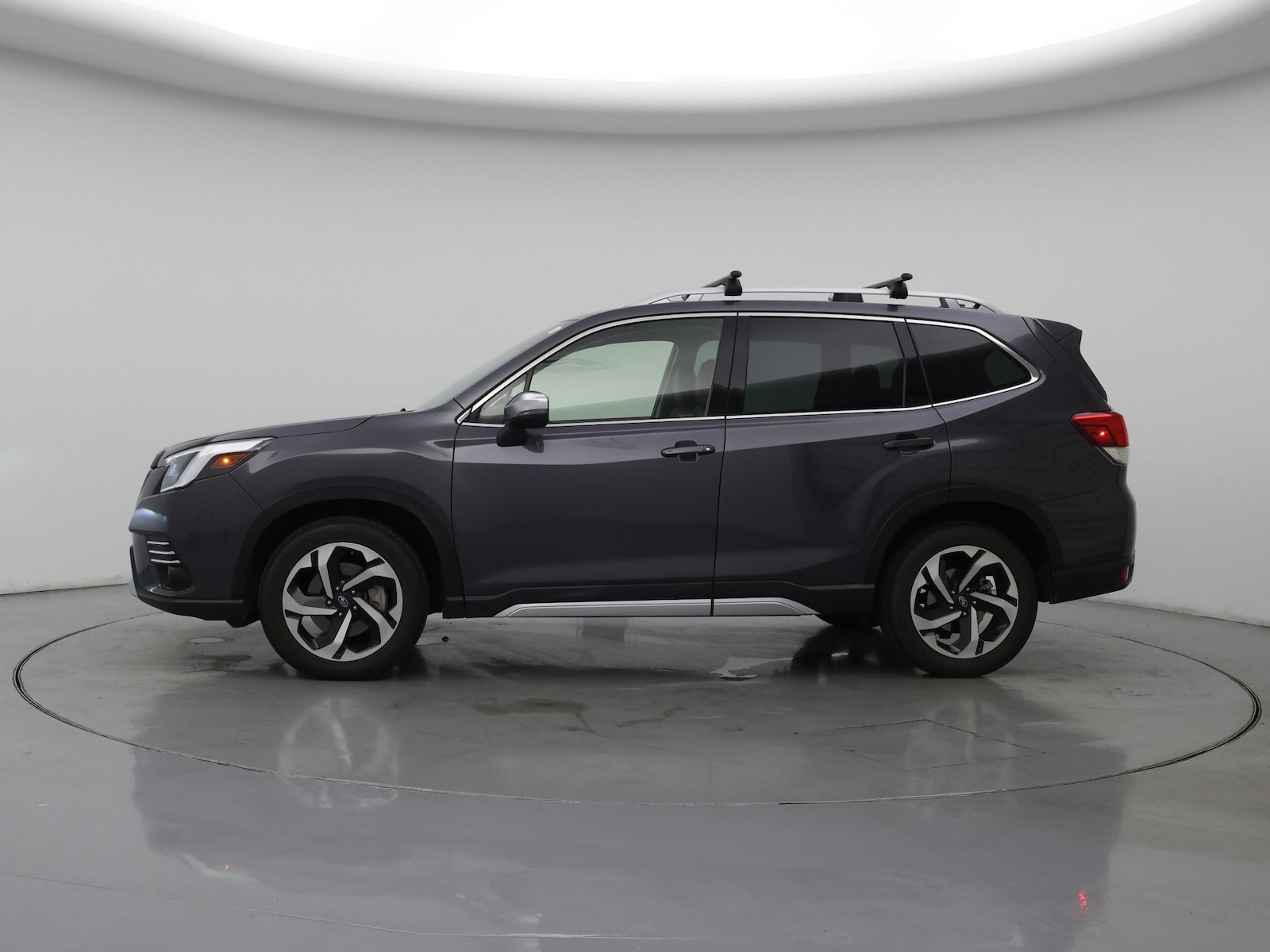 2022 Subaru Forester Touring - Photo 4