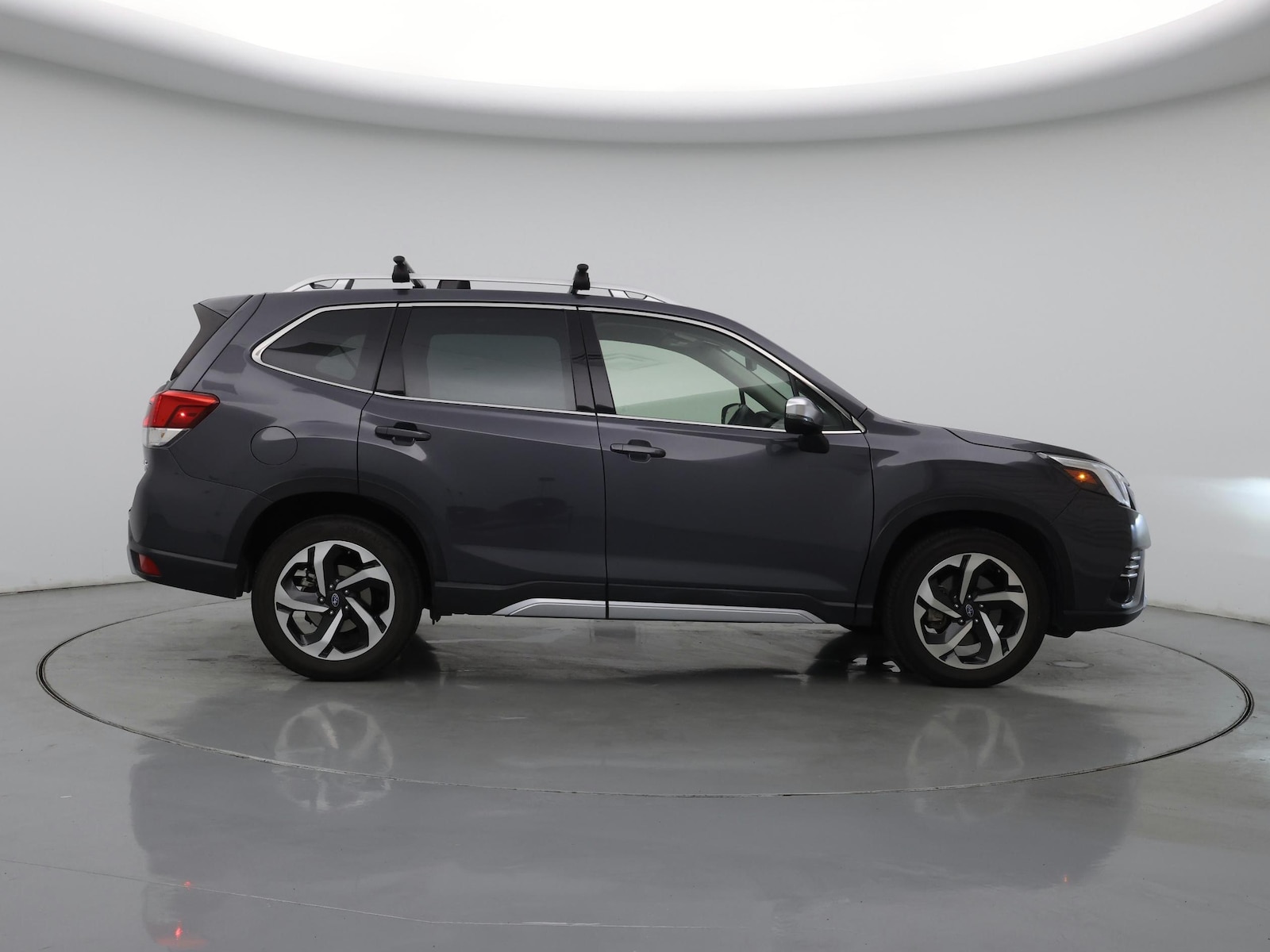 2022 Subaru Forester Touring - Photo 8